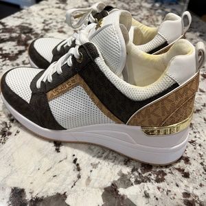 Michael Kors Logo sneakers